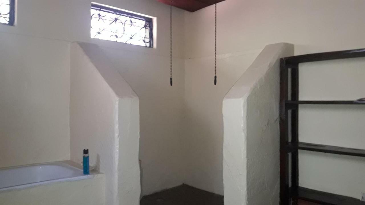 Bed and Breakfast Kiloran Funzi House Екстер'єр фото