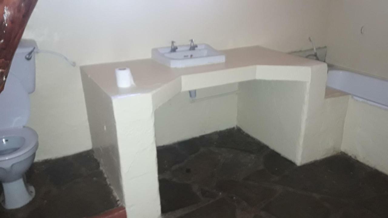 Bed and Breakfast Kiloran Funzi House Екстер'єр фото