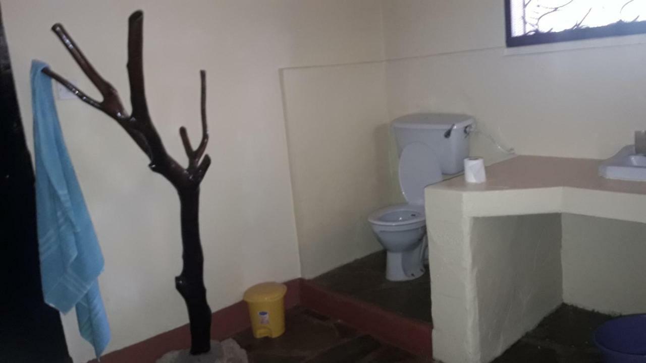 Bed and Breakfast Kiloran Funzi House Екстер'єр фото